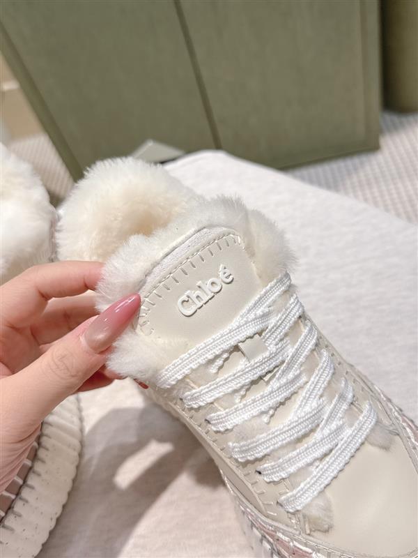 2025112815389147 390